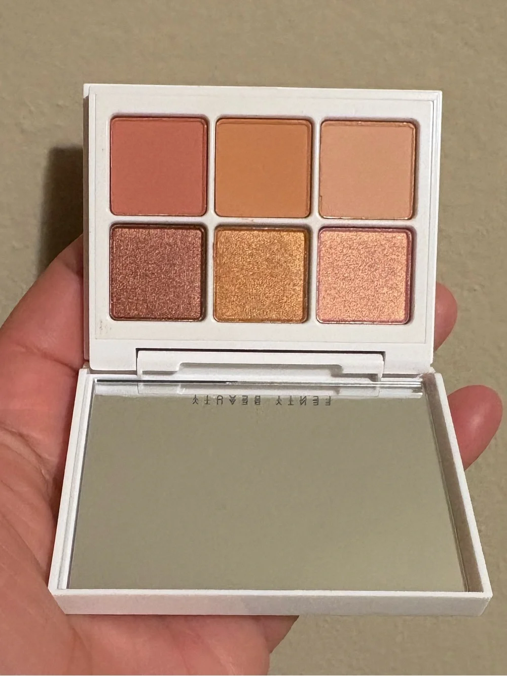 Fenty Beauty Snap Shadows Eyeshadow Palette —5 PEACH 🍑 Brand New Never Used.